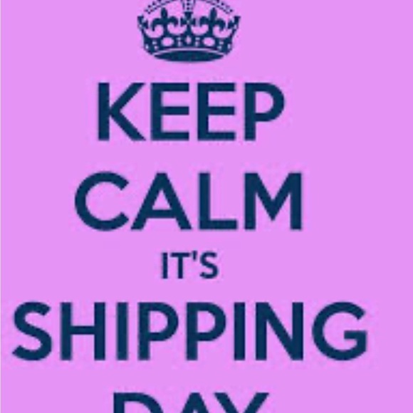 Keep Calm It's Shipping Day Graphic Tee - Picture 1 of 1